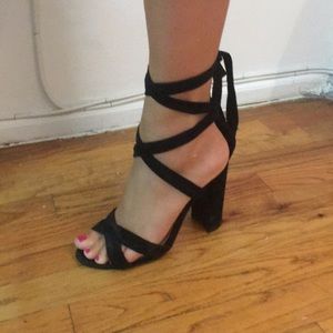 Steve Madden black heels